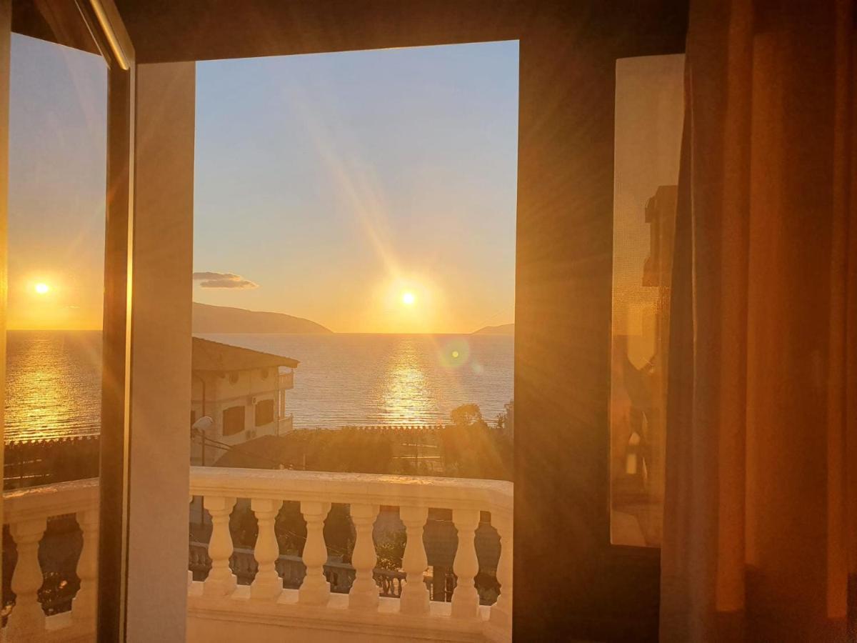 Villa Mare - For Families & Groups Vlore Bagian luar foto